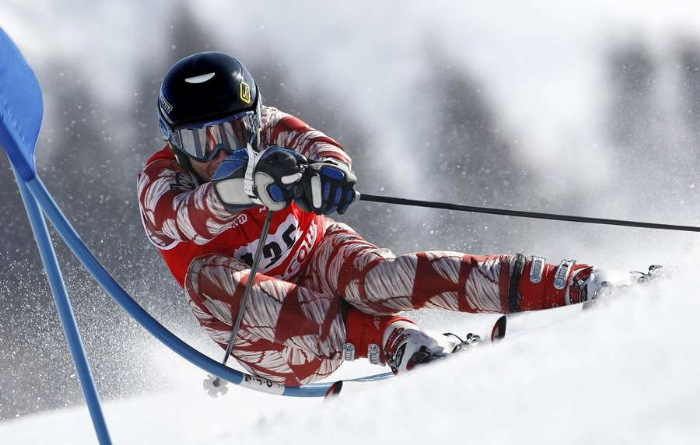 Skisportler brauchen Sonnenschutz Skisportler brauchen Sonnenschutz