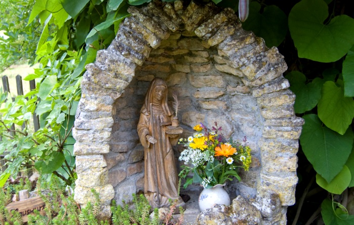 Hildegard von Bingen - das Leben der Volksheiligen Hildegard von Bingen - das Leben der Volksheiligen